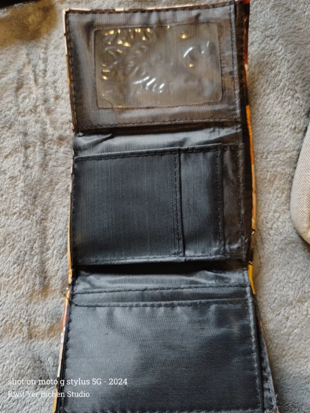 Retro allure Magazine Collage TRIFOLD Wallet